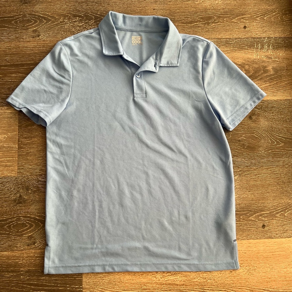 Men’s baby blue golf polo size medium